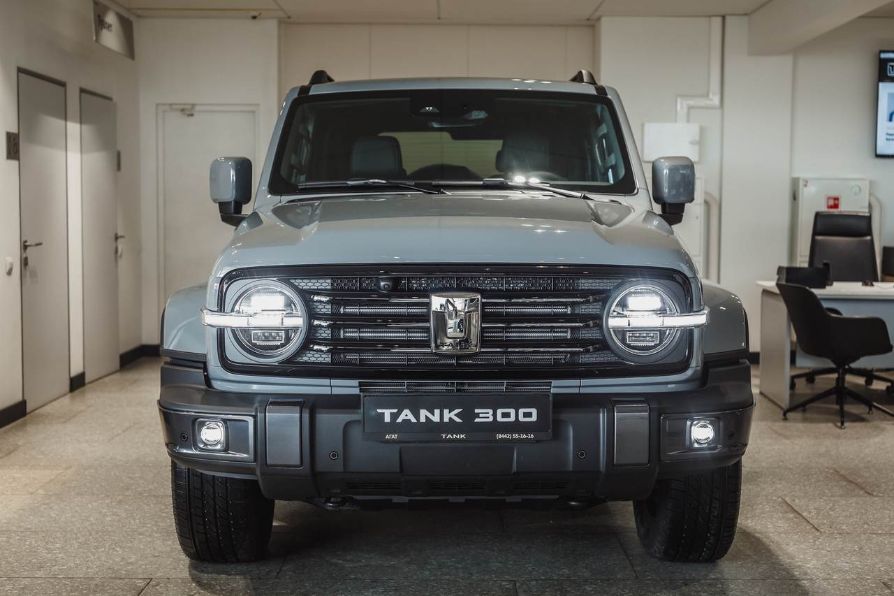 Tank 300 I Рестайлинг Сити Драйв 2.0T полный привод 8АКП (218 л.с.) 26 г.в. 26 м.г.