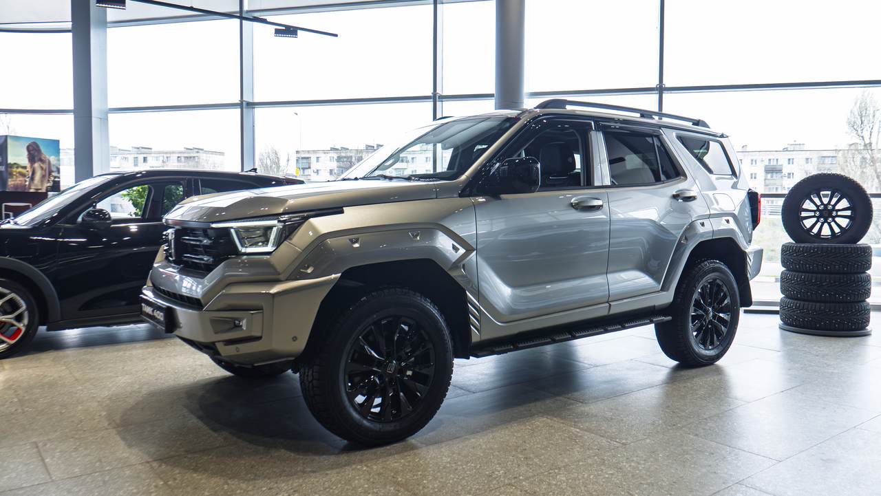 Tank 400 ADVENTURE 2.0h AT 4WD (245 л.с.) PY25 MY24