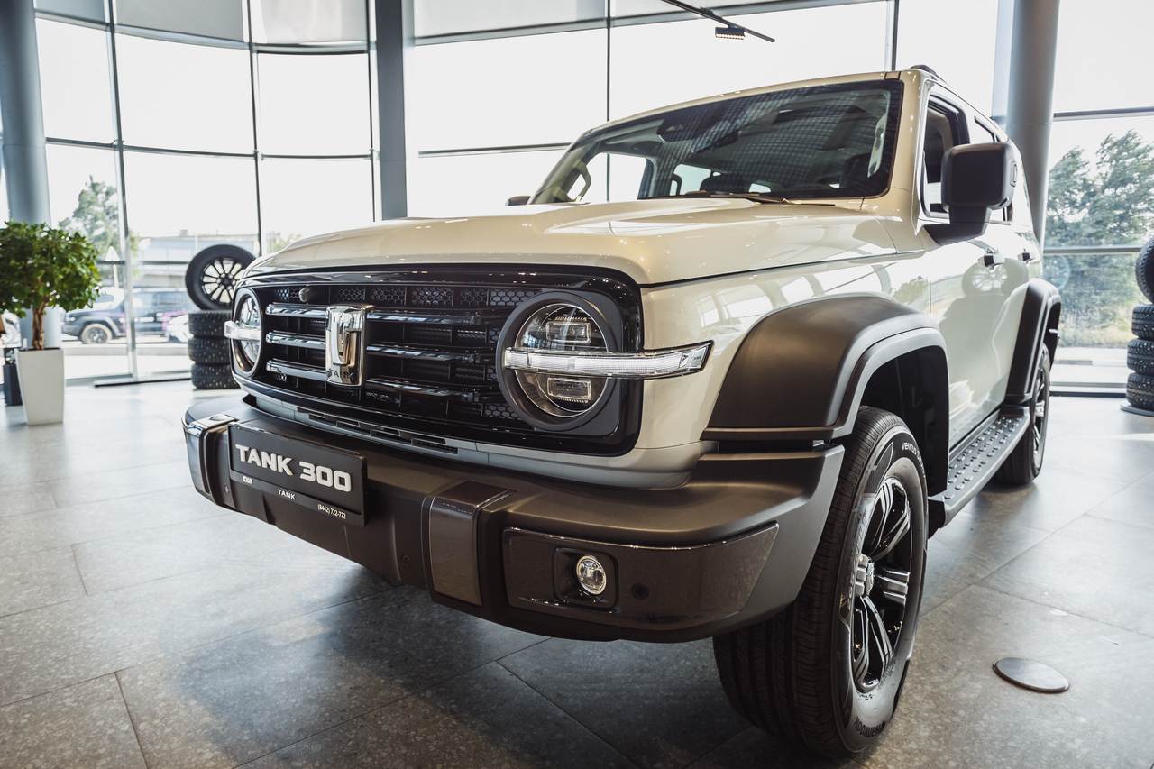 Tank 300 City Premium 2.0T 4WD 8AT (220 л.с.) PY25 MY22