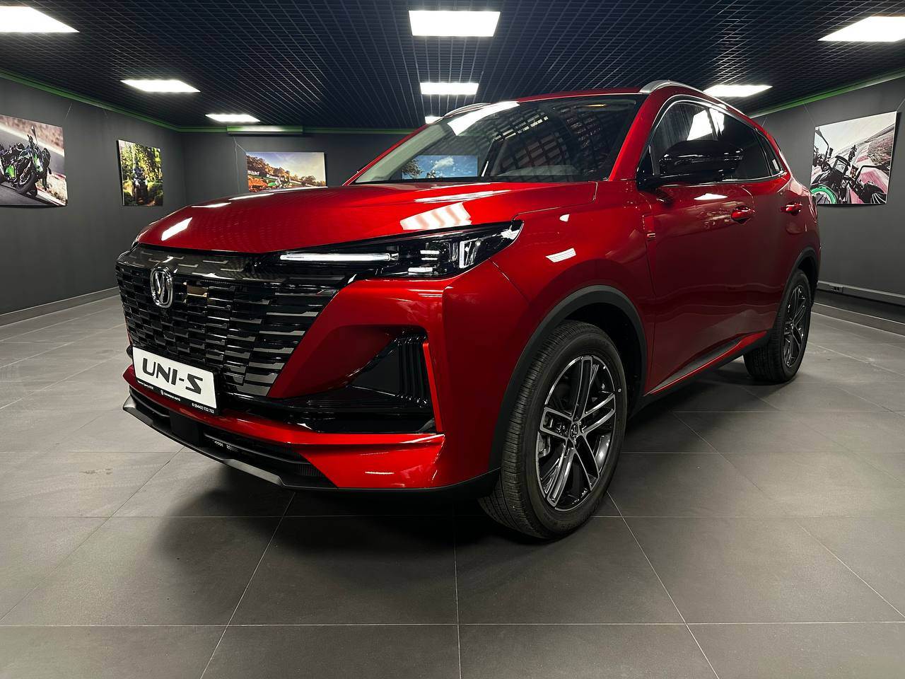 Changan UNI-S 1.5T робот. Техно 25 г.в