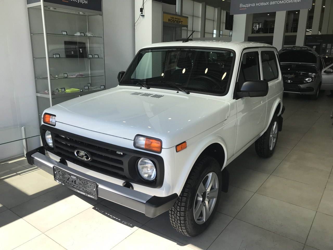 LADA 3 дв. Legend Люкс