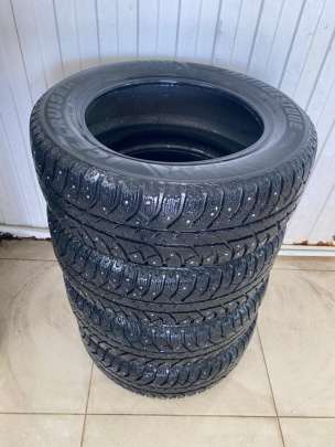 Шины Bridgestone  Зимние шипованные 205/60/16