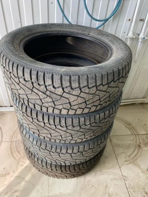 Шины Pirelli  Зимние шипованные 245/55/19