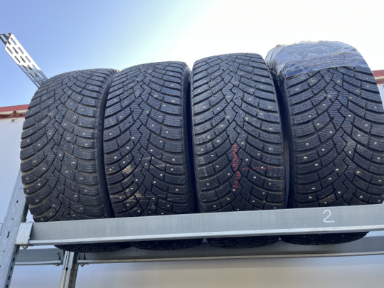 Шины Pirelli  Зимние шипованные 255/45/20