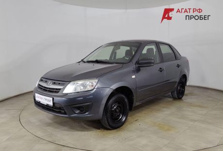 LADA Granta седан 2018 года с пробегом 142 900 км