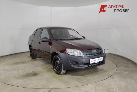 LADA Granta седан 2012 года с пробегом 155 500 км
