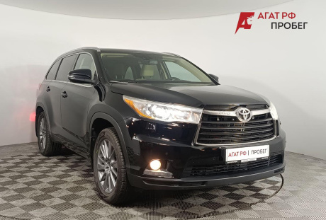 Toyota Highlander 2014 года с пробегом 260 700 км