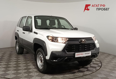 LADA Niva Travel 2023 года с пробегом 43 657 км