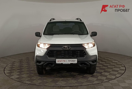 LADA Niva Travel 2022 года с пробегом 36 950 км, фото 2