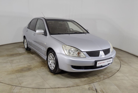 Mitsubishi Lancer 2005 года с пробегом 281 500 км