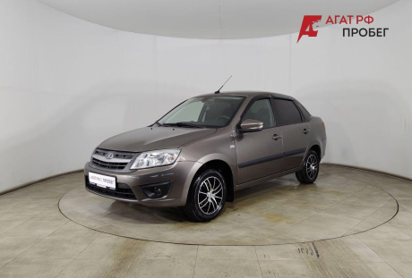 LADA Granta седан 2015 года с пробегом 98 650 км