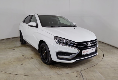 LADA Vesta 2024 года с пробегом 16 000 км