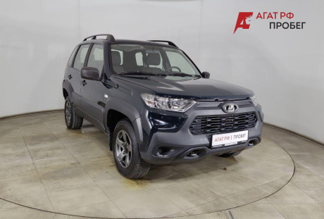 LADA Niva Travel 2023 года с пробегом 52 600 км