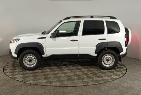 LADA Niva Travel 2022 года с пробегом 36 950 км, фото 4