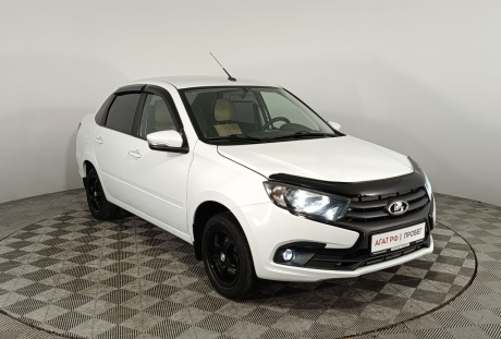 LADA Granta седан 2022 года с пробегом 47 560 км
