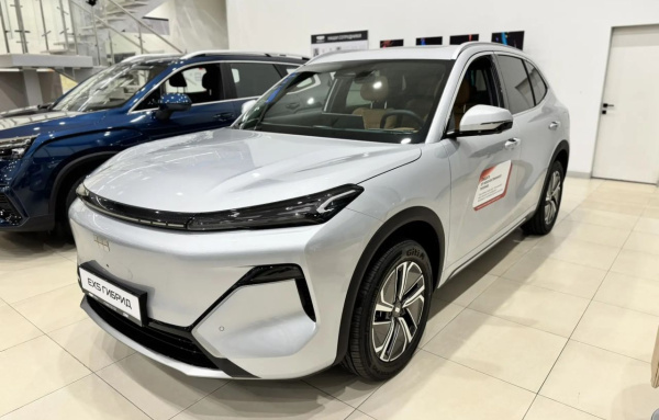 Geely EX5 EM-R Макс/Max 1.5 гибрид. передний привод