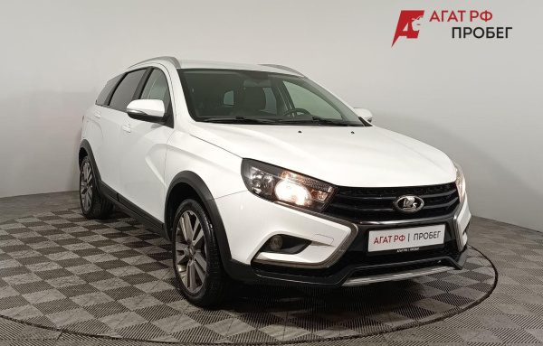 LADA Vesta [Универсал Кросс] SW Cross 2021 года с пробегом 118 000 км, фото 1