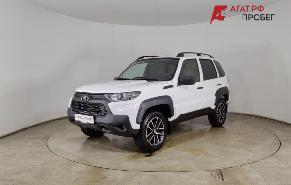 LADA Niva Travel 2022 года с пробегом 68 124 км, фото 1