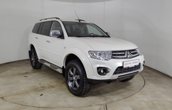 Mitsubishi Pajero Sport 2014 года с пробегом 229 587 км, фото 1