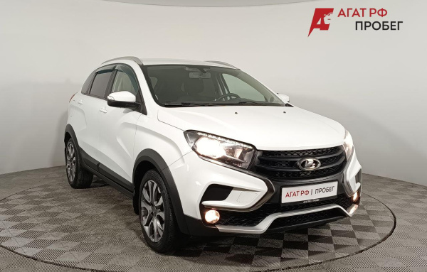 LADA XRAY [Кросс] Cross 2018 года с пробегом 93 284 км, фото 1