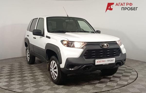 LADA Niva Travel 2024 года с пробегом 10 032 км, фото 1