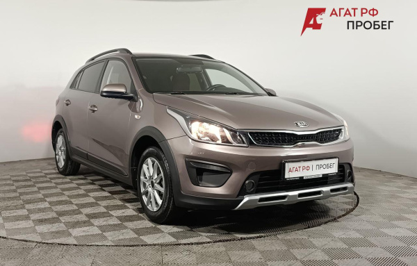Kia Rio X-Line 2018 года с пробегом 139 828 км, фото 1