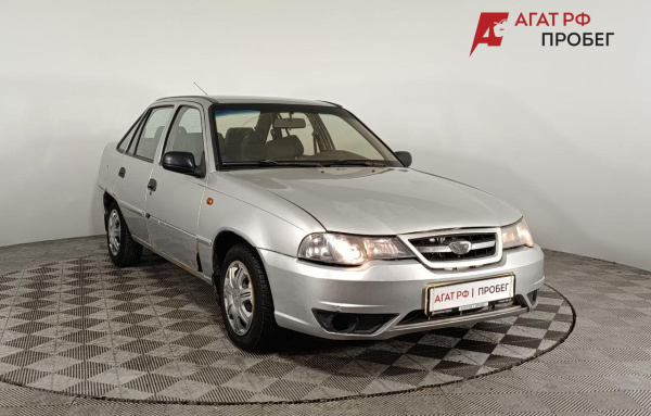 Daewoo Nexia 2010 года с пробегом 185 304 км, фото 1