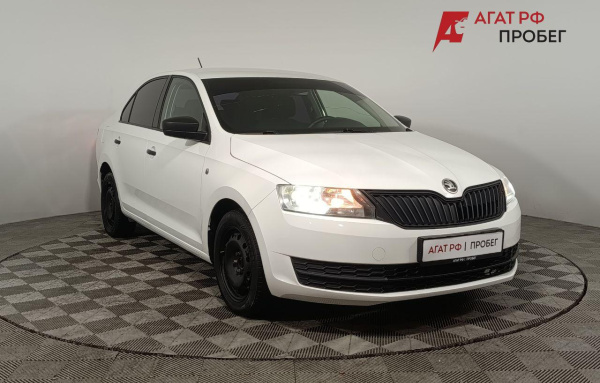 ŠKODA Rapid 2015 года с пробегом 236 000 км, фото 1