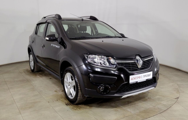 Renault Sandero Stepway 2015 года с пробегом 91 780 км, фото 1