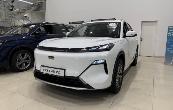 Geely EX5 EM-R Макс/Max 1.5 гибрид. передний привод