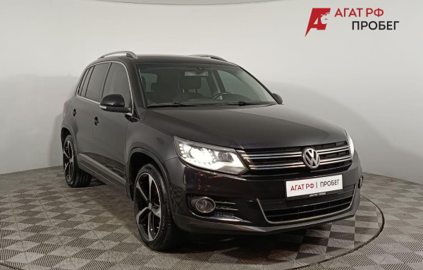 Volkswagen Tiguan 2011 года с пробегом 208 333 км, фото 1