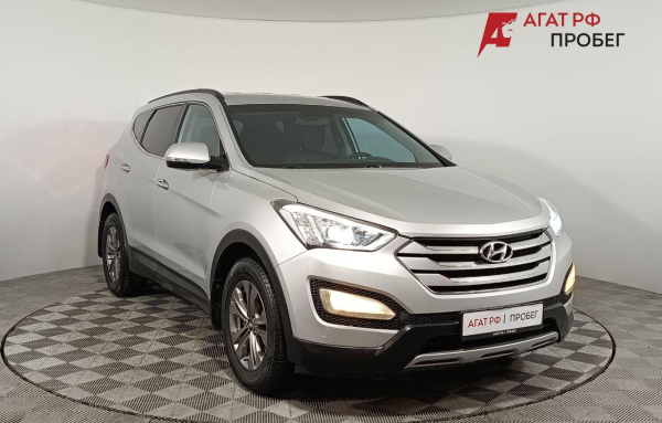 Hyundai Santa Fe 2015 года с пробегом 98 674 км, фото 1