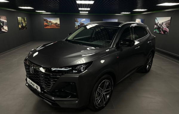 Changan UNI-S 1.5T робот. Техно 26 г.в
