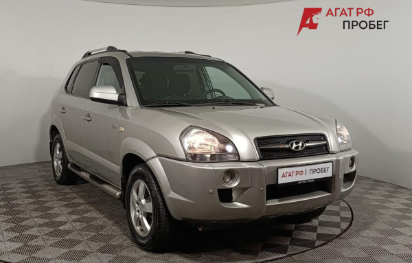 Hyundai Tucson 2008 года с пробегом 278 847 км, фото 1