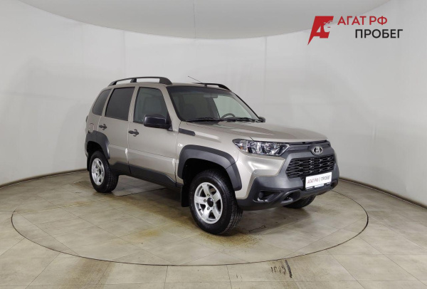 LADA Niva Travel 2022 года с пробегом 17 040 км, фото 3