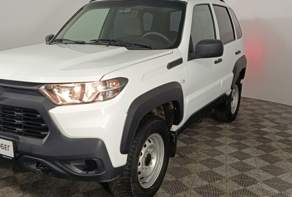 LADA Niva Travel 2022 года с пробегом 36 950 км, фото 20
